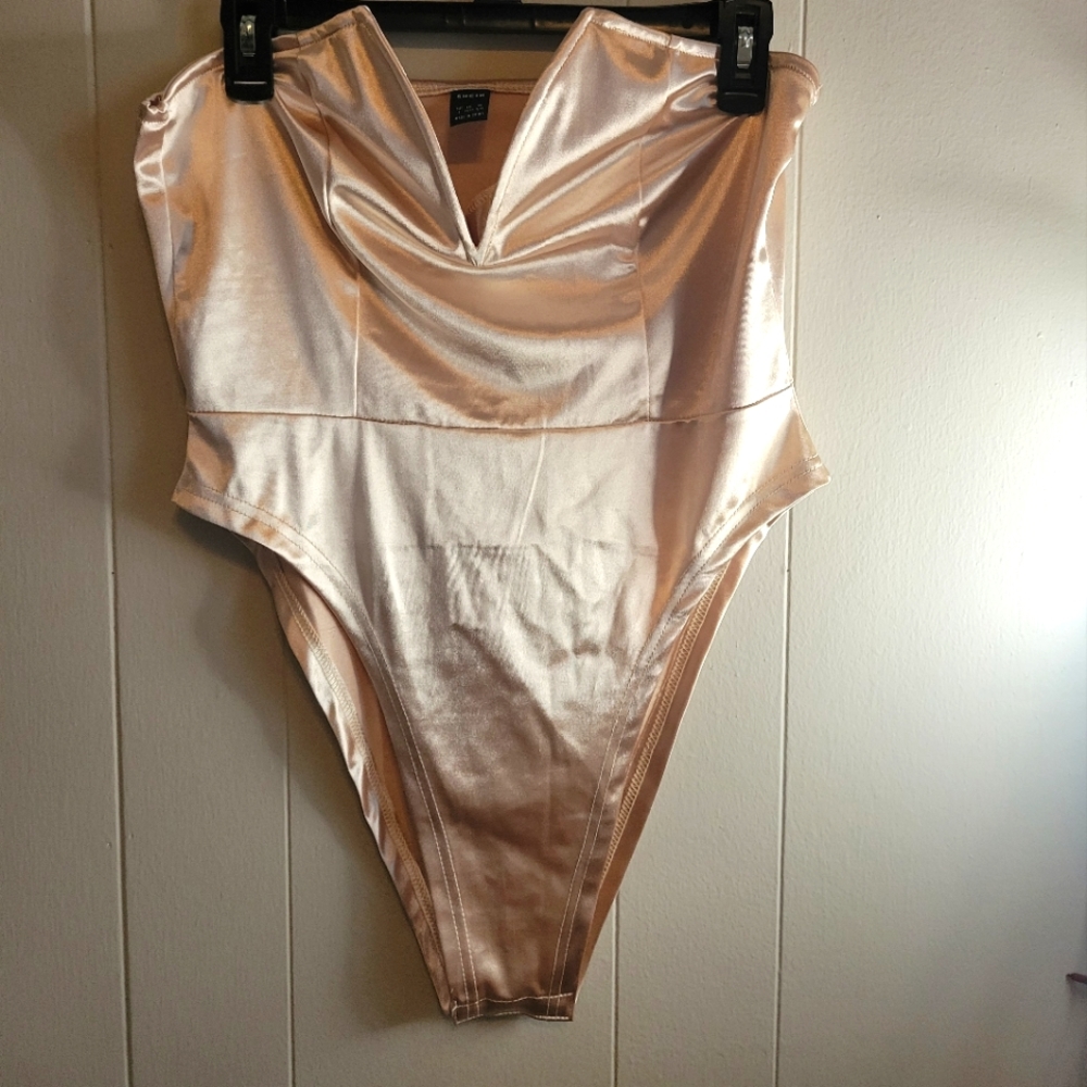 Silk ivory vneck tube top bodysuit